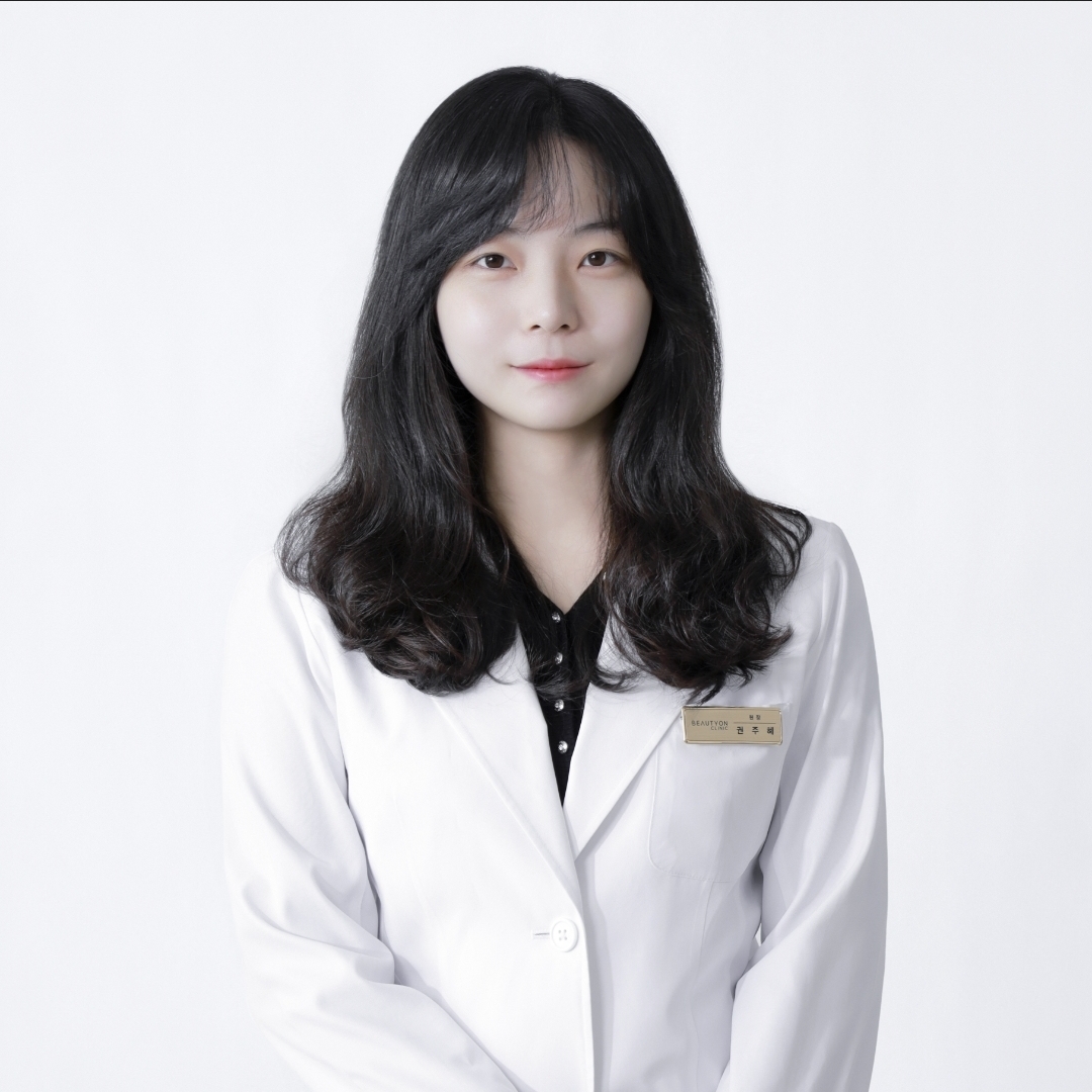 Kweon Ju Hye的官方肖像照
