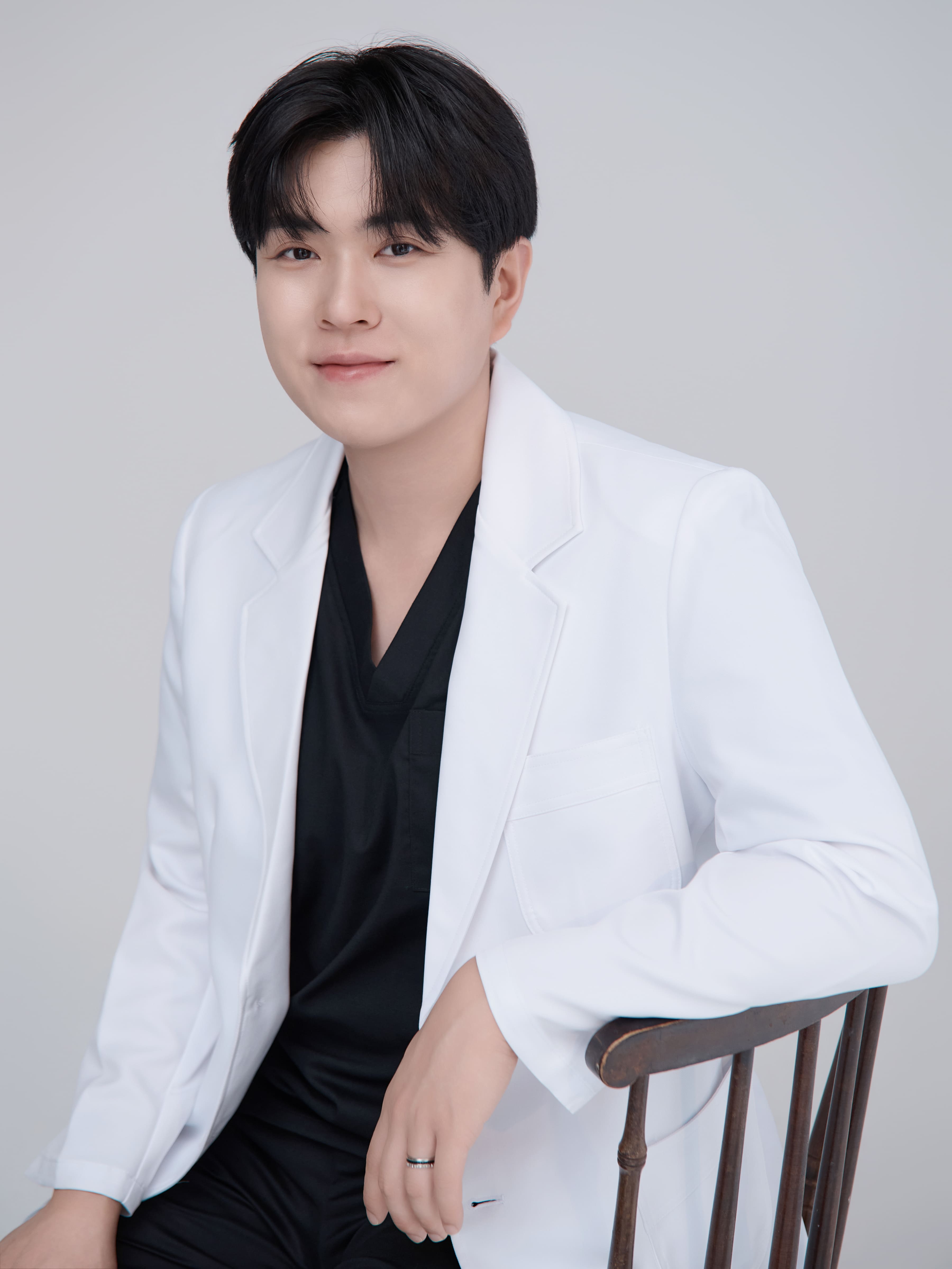 뷰티온의원 시흥은계점 대표원장 박지형